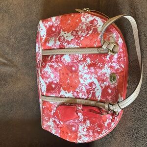 Beautiful coach floral satchel.